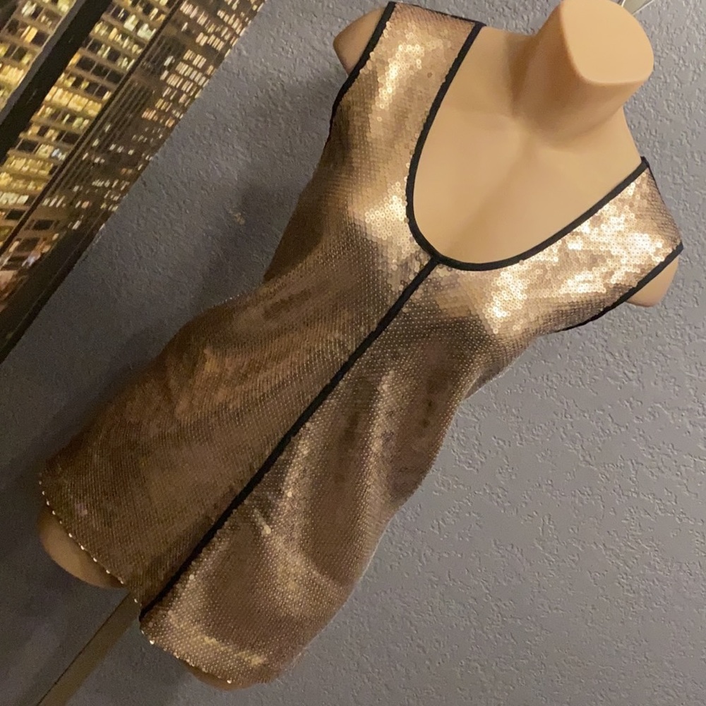 CALVIN KLEIN - NWT - sequin gold tank w black spandex back - L - Picture 16 of 16